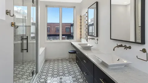 1244 West Cottage Place Chicago IL 60607