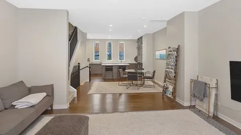 1244 West Cottage Place Chicago IL 60607