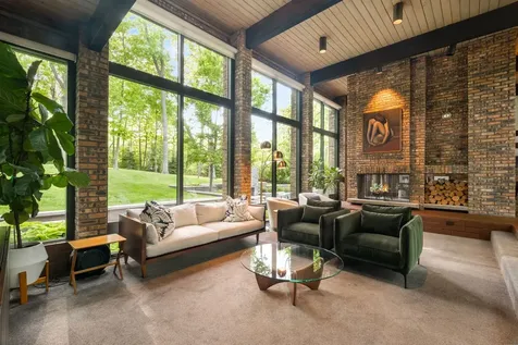 3290 Brook Road Highland Park IL 60035