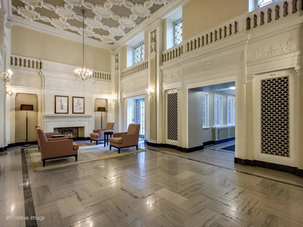 3520 North Lake Shore Drive Chicago IL 60657