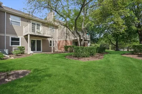 33 Ashburn Court Schaumburg IL 60193