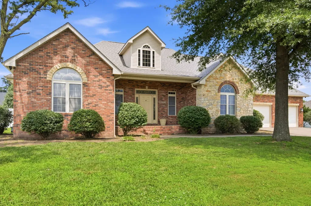 1104 Daybreak Drive Marion IL 62959