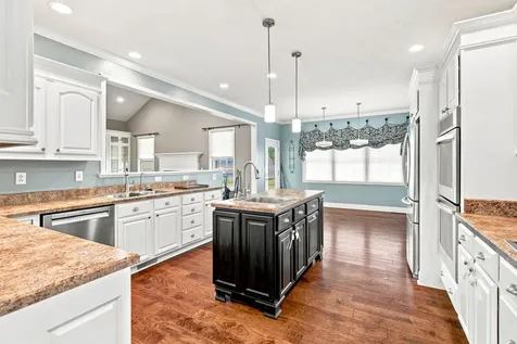 1104 Daybreak Drive Marion IL 62959