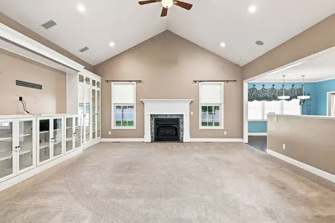 1104 Daybreak Drive Marion IL 62959