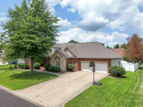 1104 Daybreak Drive Marion IL 62959