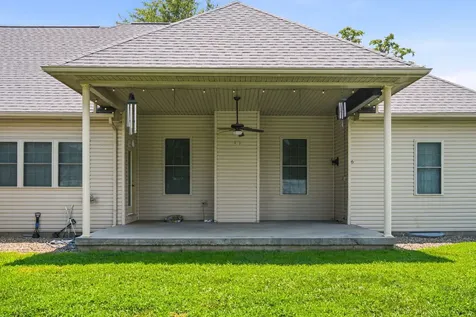 1104 Daybreak Drive Marion IL 62959