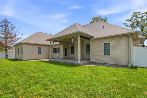 1104 Daybreak Drive Marion IL 62959