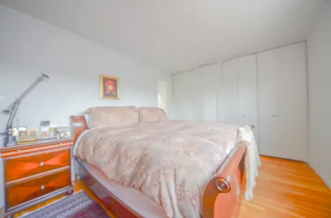 4718 Russett Lane Skokie IL 60076