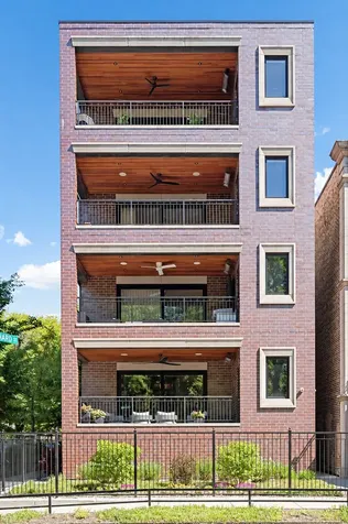 2207 North Orchard Street Chicago IL 60614