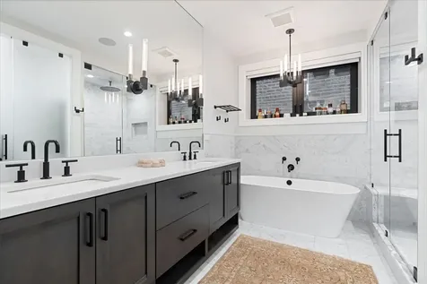 2207 North Orchard Street Chicago IL 60614