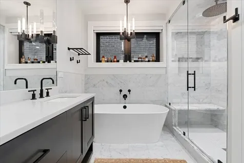 2207 North Orchard Street Chicago IL 60614