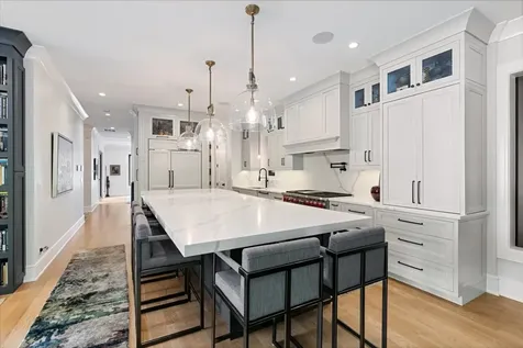 2207 North Orchard Street Chicago IL 60614