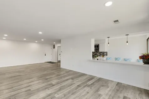 5501 Lincoln Avenue Morton Grove IL 60053