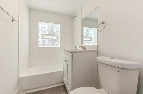 3501 North Albany Avenue Chicago IL 60618