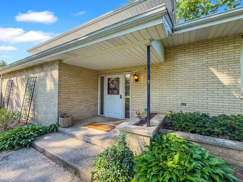 4705 Wild Cherry Road Crystal Lake IL 60012