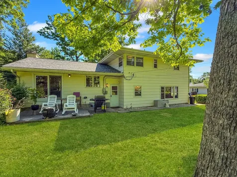 4705 Wild Cherry Road Crystal Lake IL 60012