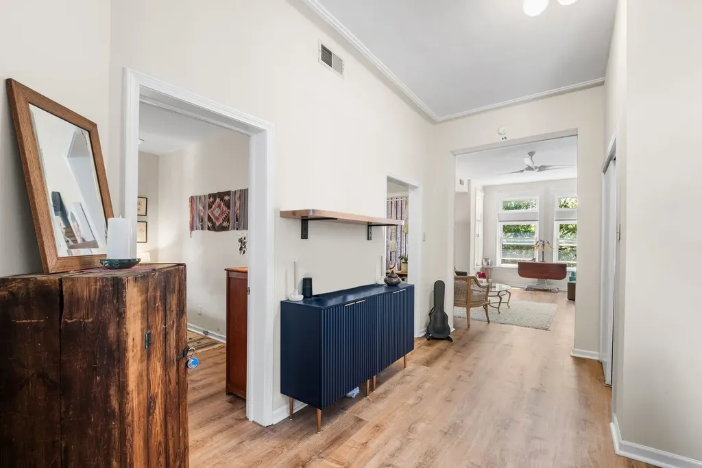 560 West Arlington Place Chicago IL 60614