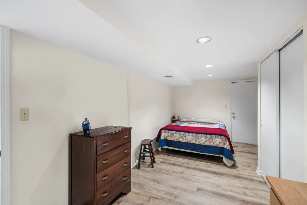 560 West Arlington Place Chicago IL 60614