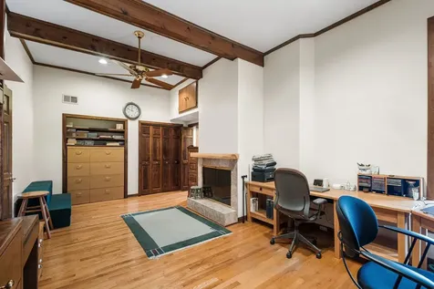560 West Arlington Place Chicago IL 60614