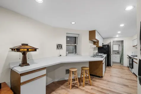560 West Arlington Place Chicago IL 60614