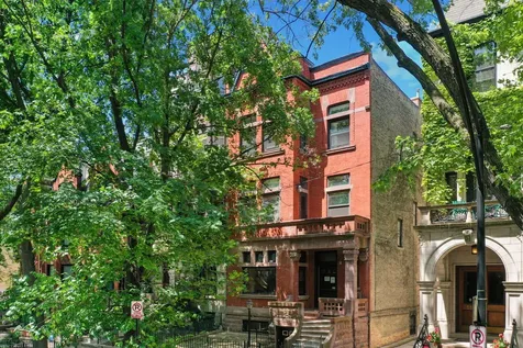 560 West Arlington Place Chicago IL 60614