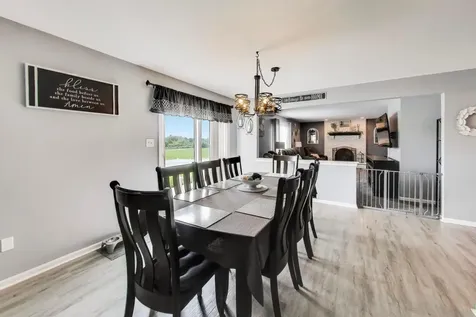 8407 Brookside Glen Drive Tinley Park IL 60487
