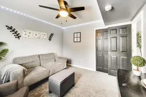 8407 Brookside Glen Drive Tinley Park IL 60487