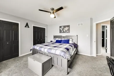 8407 Brookside Glen Drive Tinley Park IL 60487