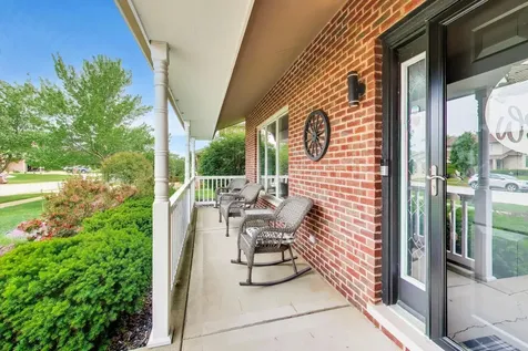 8407 Brookside Glen Drive Tinley Park IL 60487