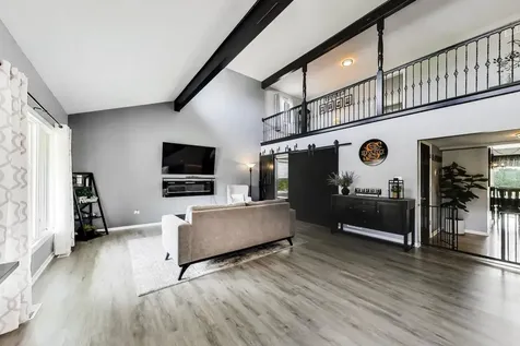 8407 Brookside Glen Drive Tinley Park IL 60487