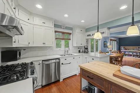 5091 Chambers Drive Hoffman Estates IL 60010