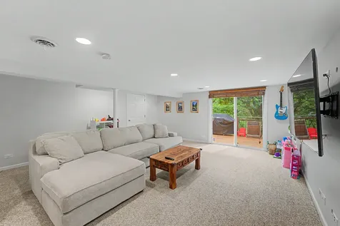 5091 Chambers Drive Hoffman Estates IL 60010