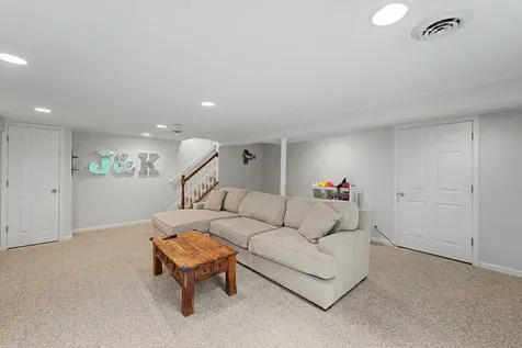 5091 Chambers Drive Hoffman Estates IL 60010