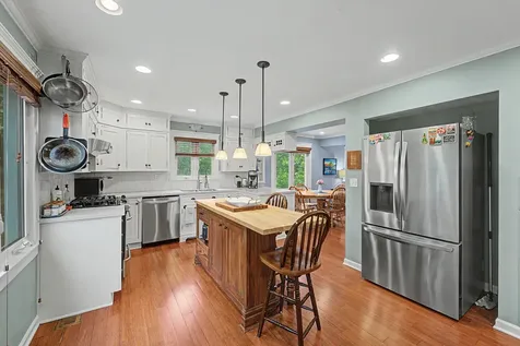 5091 Chambers Drive Hoffman Estates IL 60010