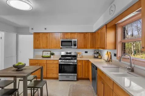 1619 Mar Drive Mchenry IL 60051
