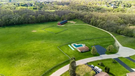 1619 Mar Drive Mchenry IL 60051