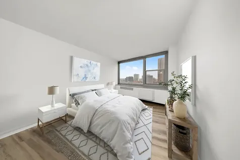 555 West Cornelia Avenue Chicago IL 60657