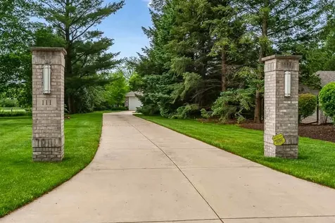 111 Sycamore Lane Machesney Park IL 61115