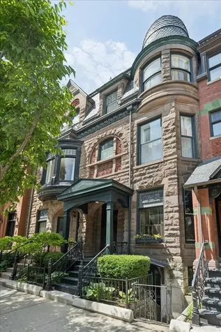 168 West Eugenie Street Chicago IL 60614