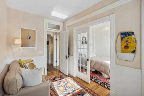 168 West Eugenie Street Chicago IL 60614