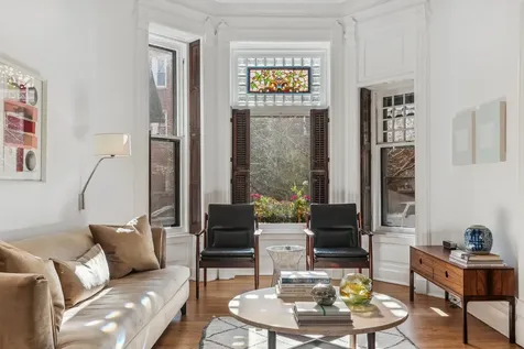 168 West Eugenie Street Chicago IL 60614