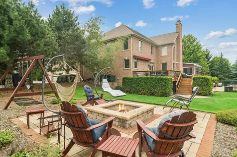 8 Rose Lane Hawthorn Woods IL 60047