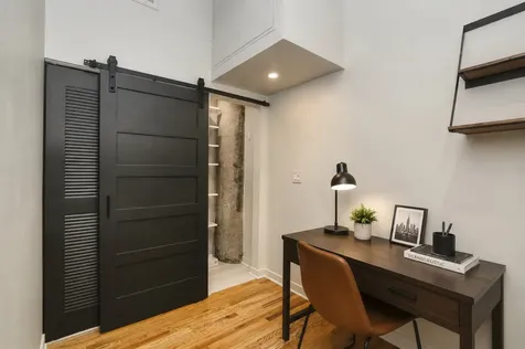 1111 West 14th Place Chicago IL 60608