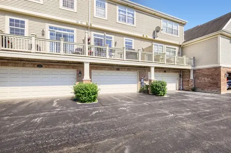290 Broadmoor Lane Bartlett IL 60103