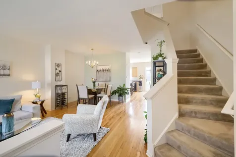 290 Broadmoor Lane Bartlett IL 60103
