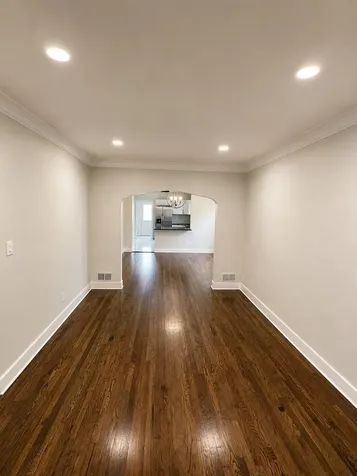 10213 South Yale Avenue Chicago IL 60628