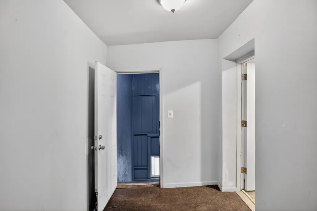 7224 South Saint Lawrence Avenue Chicago IL 60619