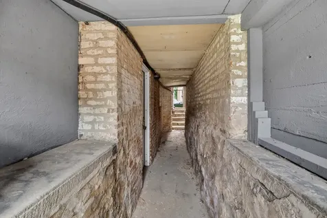 7224 South Saint Lawrence Avenue Chicago IL 60619