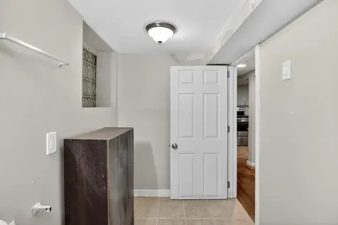 7224 South Saint Lawrence Avenue Chicago IL 60619