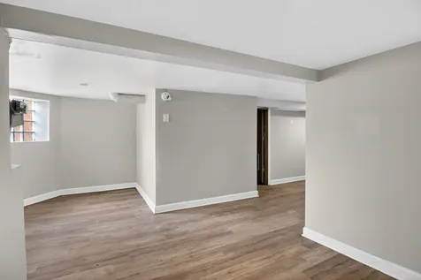 7224 South Saint Lawrence Avenue Chicago IL 60619